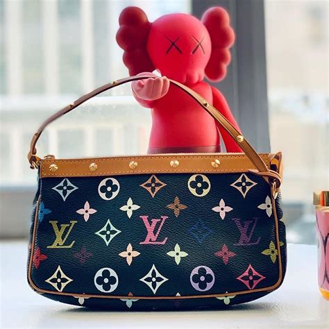 kaws x louis vuitton|louis vuitton kaws.